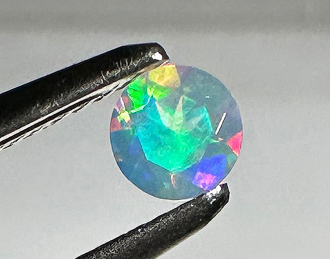 Opal - Natural - Ethiopia - 0.17ct total