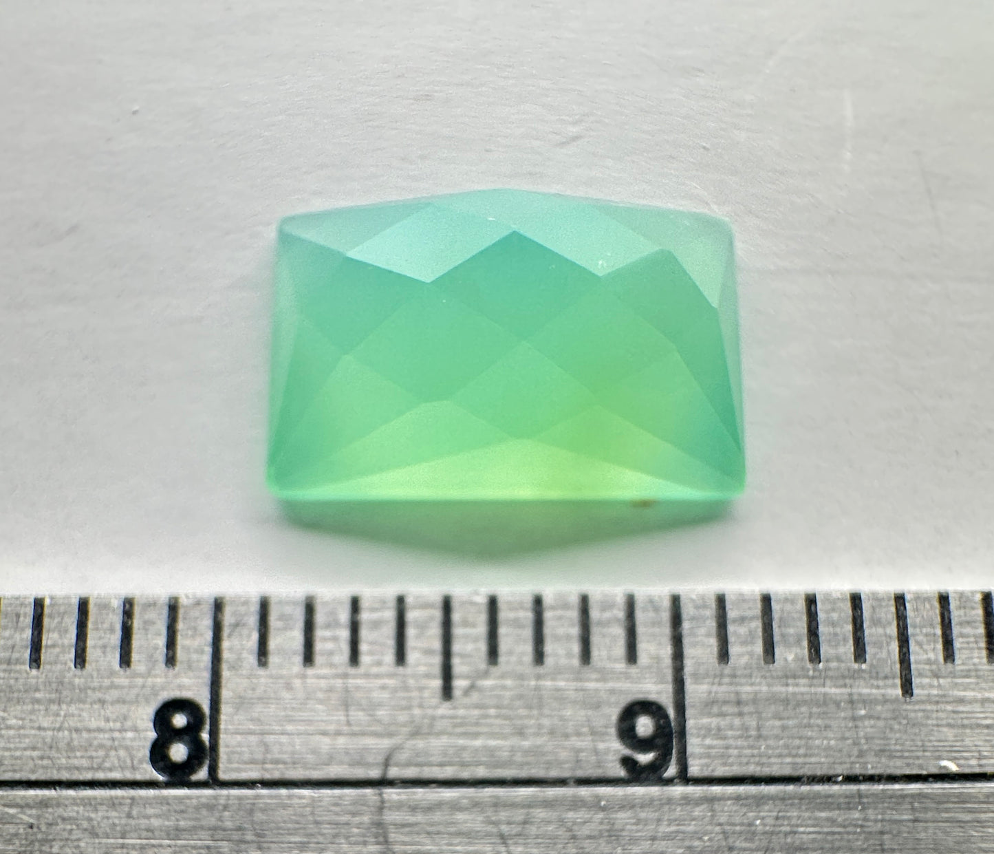 Chrysoprase - Natural - Australia - 2.2ct