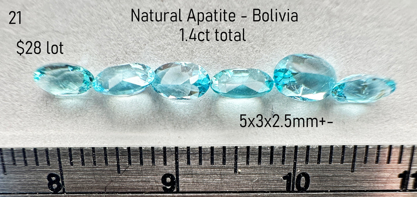 Apatite - Natural - Madagascar - 1.4ct total