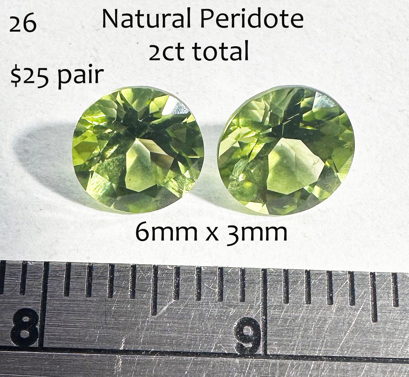 Peridote - Natural - Faceted - China - 2ct total