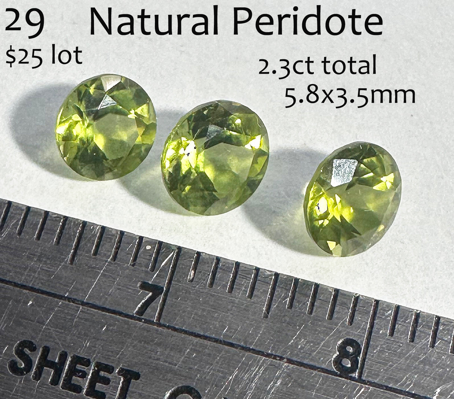 Peridote - Natural - Faceted - China - 2.3ct total