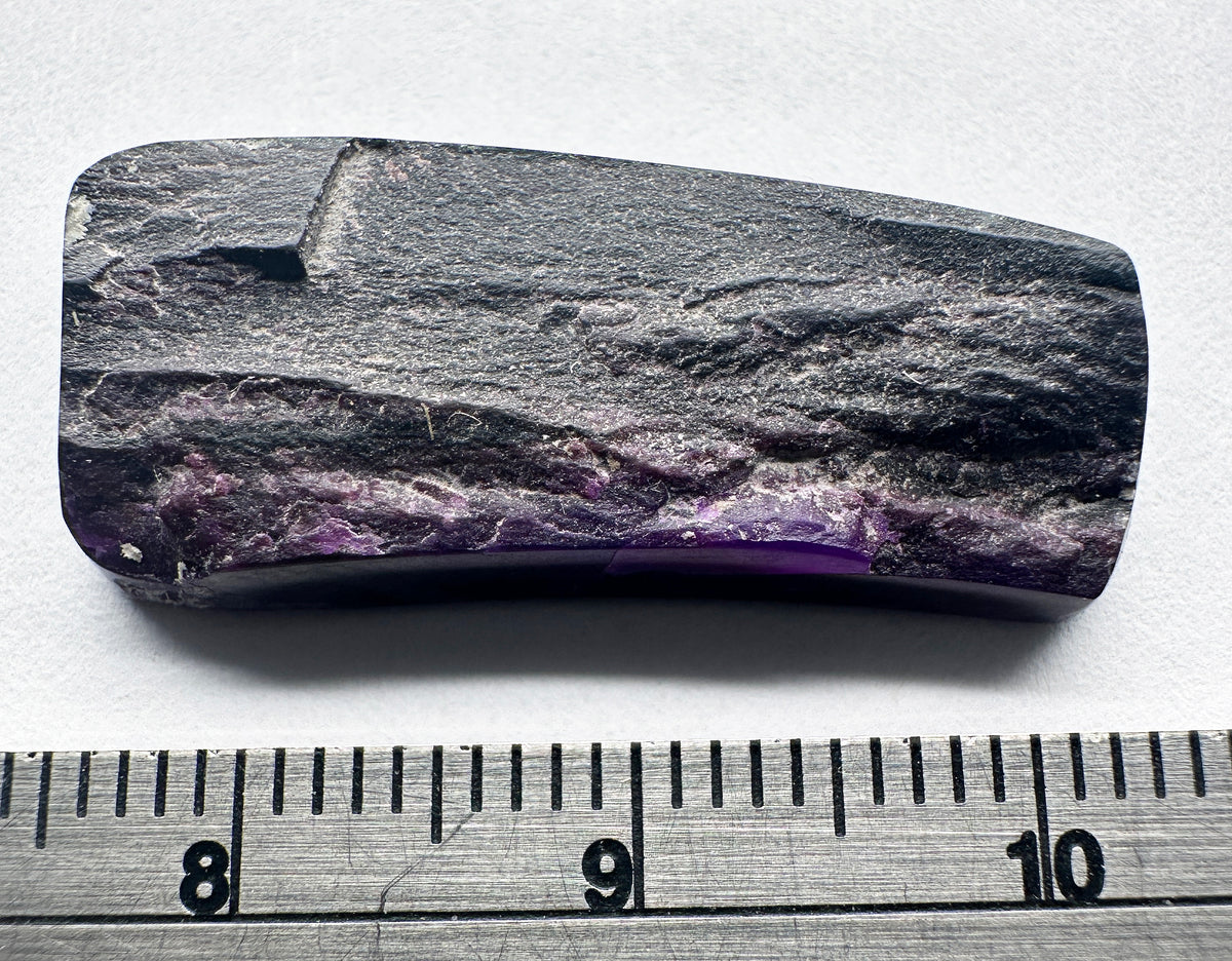 Sugilite - Natural - South Africa - 19ct rough top