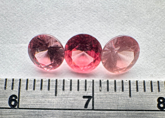 Garnet - Natural - Tanzania - Mahenge - 1.7ct total