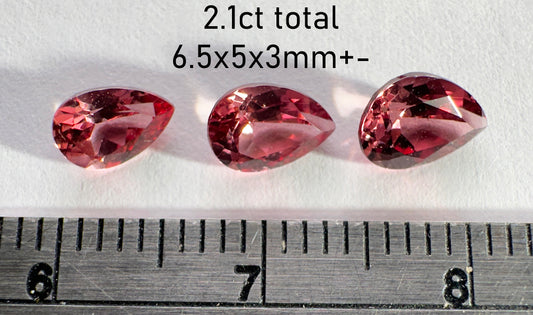 Garnet - Natural - Tanzania - 2.1ct total