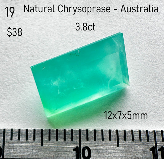 Chrysoprase - Natural - Australia - 3.8ct total