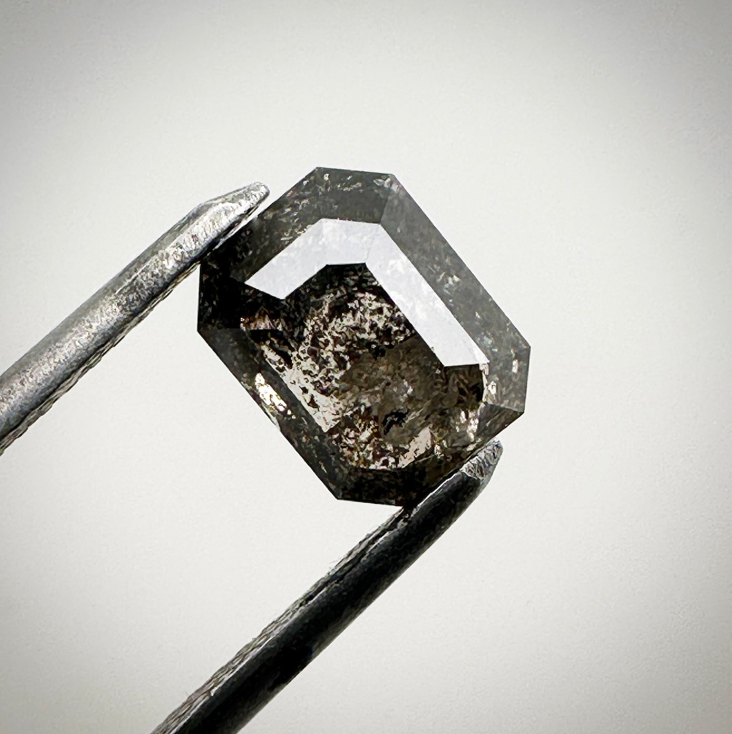 Diamond - Natural - Rose Cut - 1.9ct