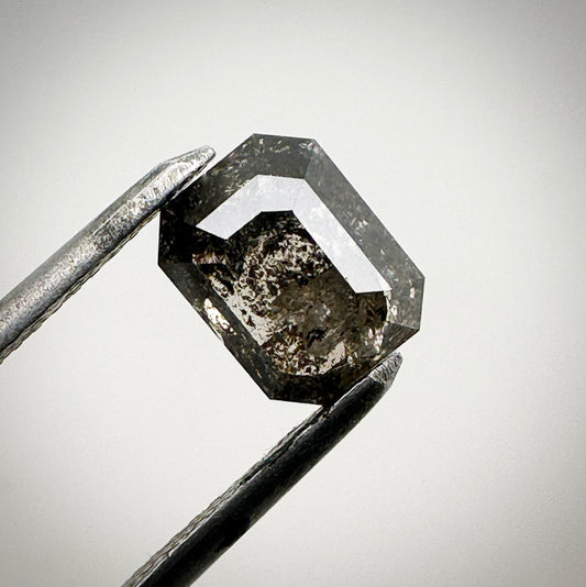 Diamond - Natural - Rose Cut - 1.9ct