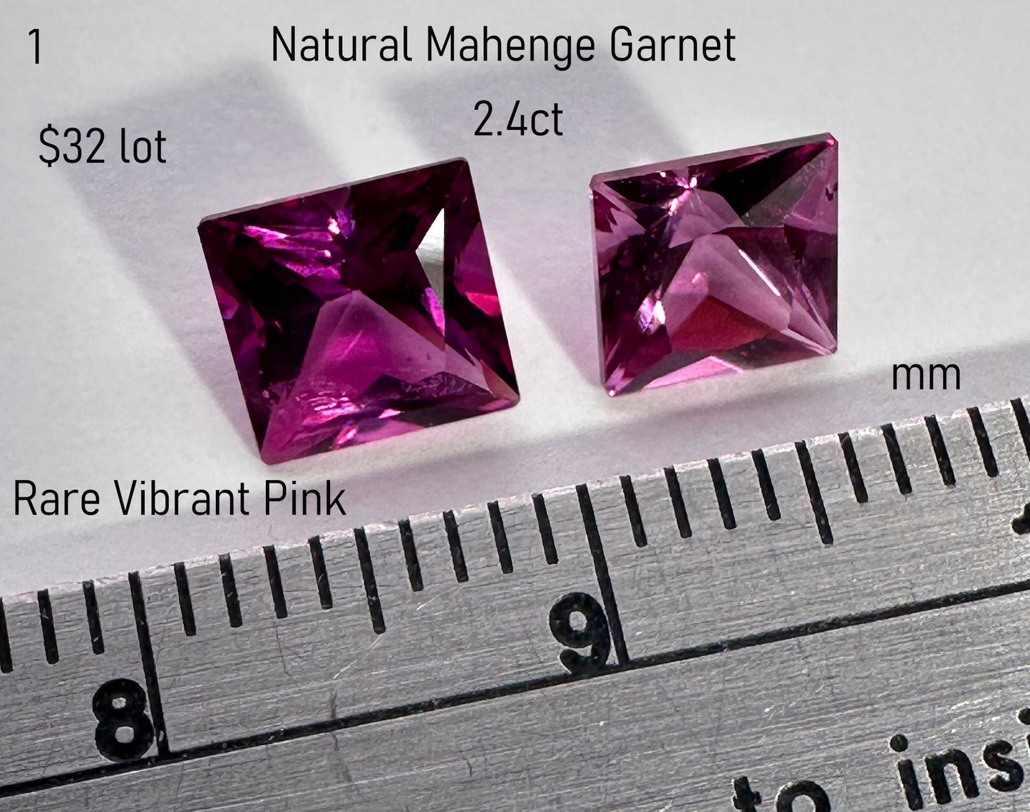 Garnet - Natural - Tanzania - 2.4ct total