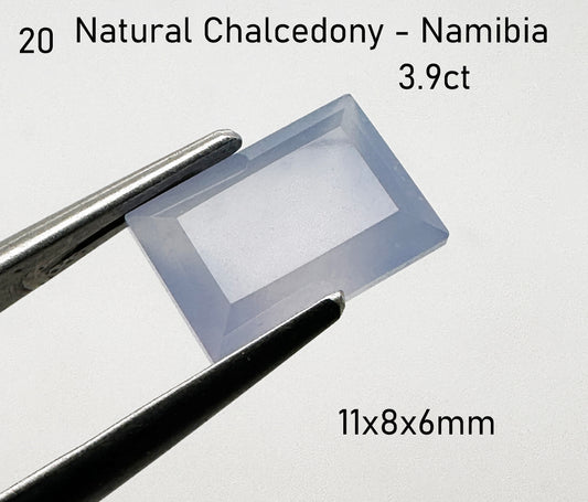 Chalcedony - Natural - Namibia - 3.9ct Total