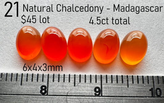 Chalcedony - Natural - Madagascar - 4.5ct total