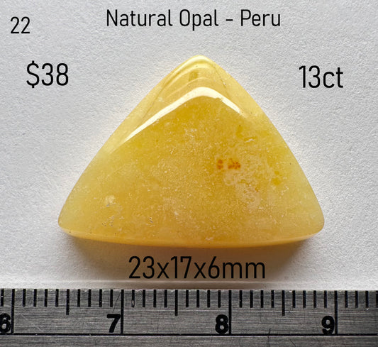 Opal - Natural - Yellow - Peru - 13ct