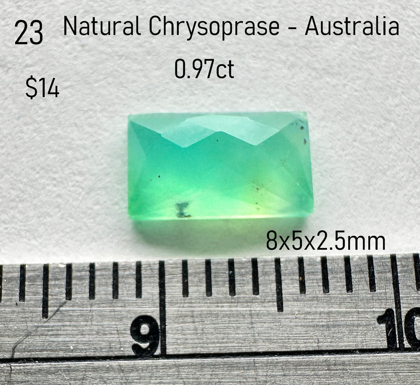 Chrysoprase - Natural - Australia - 0.97ct total
