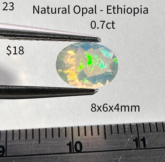 Opal - Natural - Ethiopia - 0.7ct total