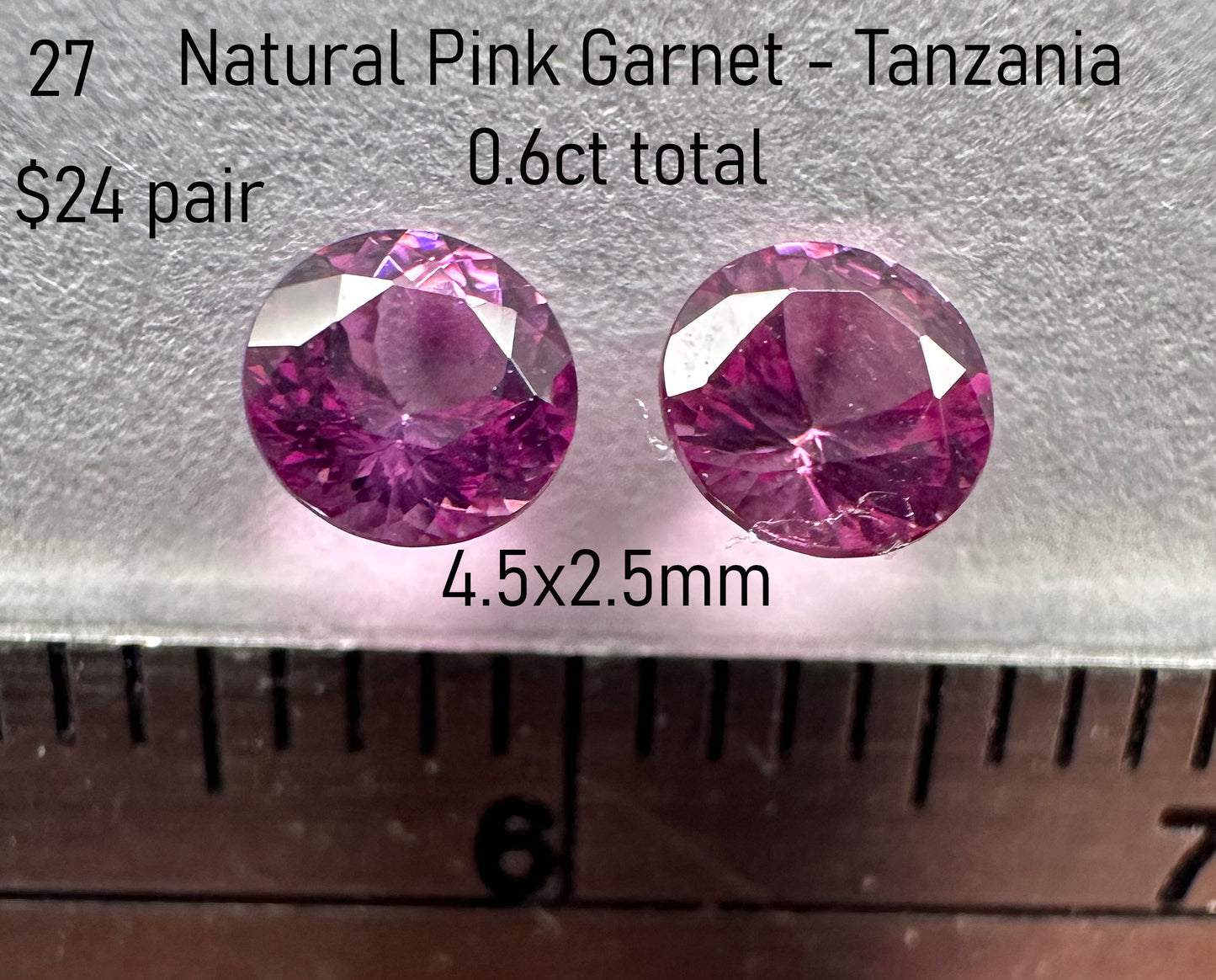 Garnet - Natural - Tanzania - Mahenge - 0.6ct Total