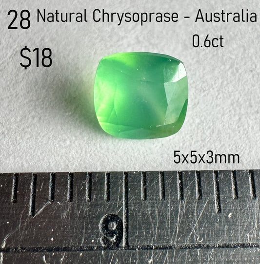 Chrysoprase - Natural - Australia - 0.6ct total