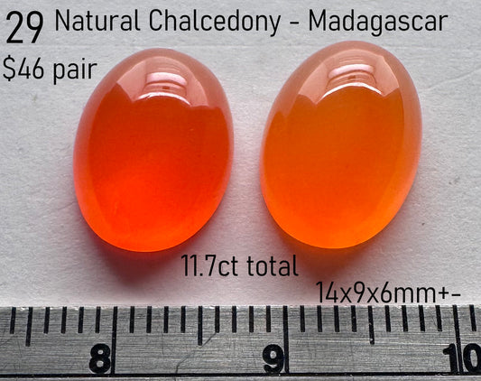 Chalcedony - Natural - Madagascar - Orange - 11.7ct total