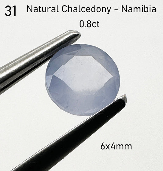 Chalcedony - Natural - Namibia - 0.8ct total