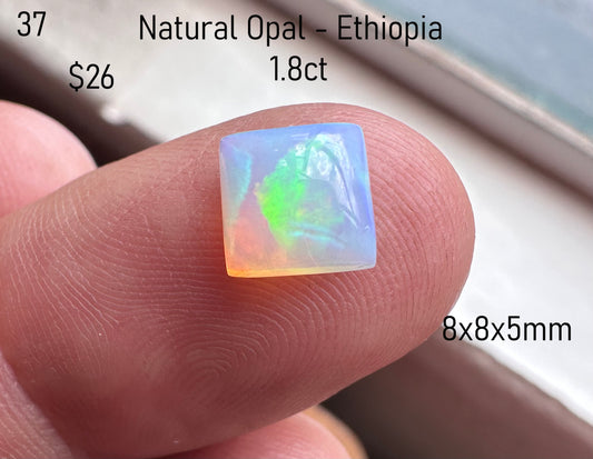 Opal - Natural - Ethiopia - 1.8ct